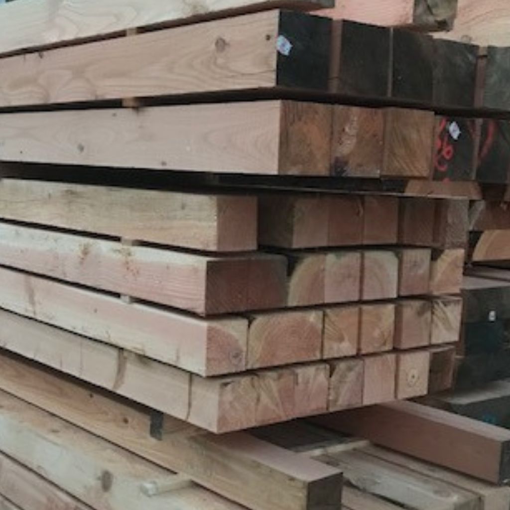 Bauholz kaufen aus dem Schwarzwald - Holzmüller - Ihr Großhandel für Schnittholz